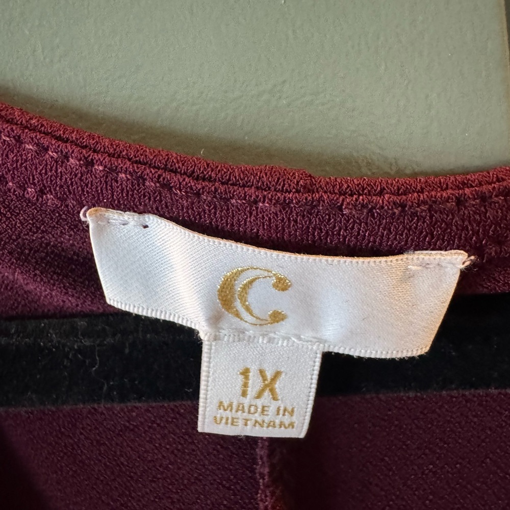 Elegant Burgundy Draped Dress - Picture 3 of 5